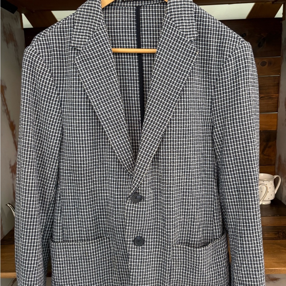 Zara Navy Blue and White Patterned Blazer NWOT